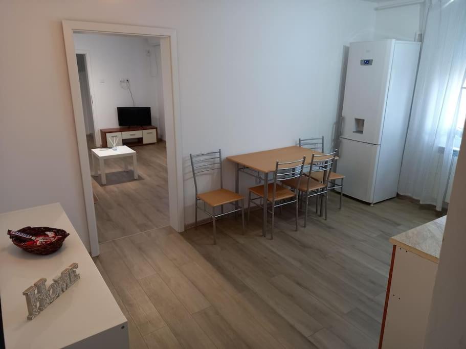 Apartament Geo Metalkraft Apartament